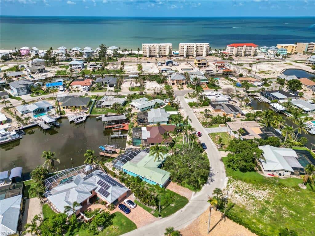 230 Randy Ln, Fort Myers Beach, photo 9