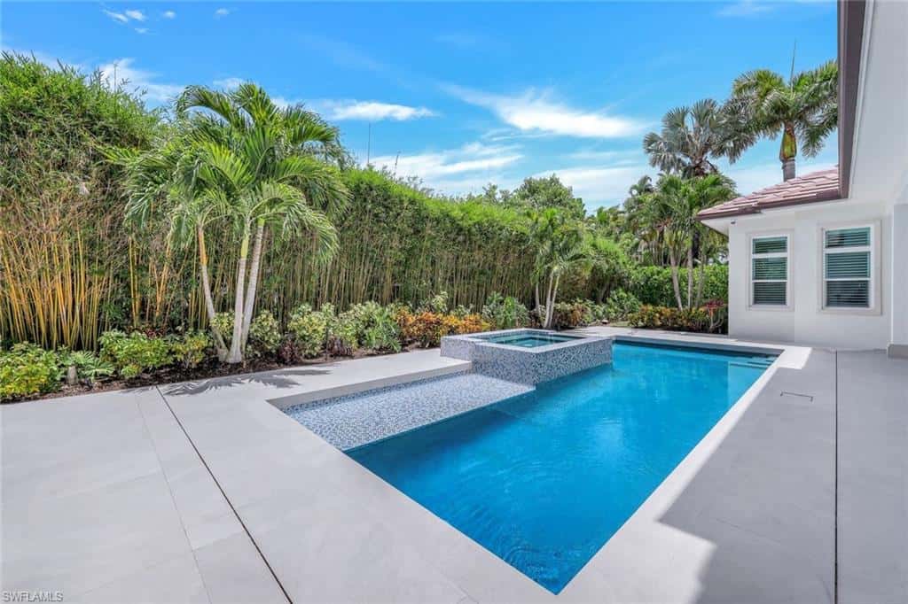 569 Neapolitan Way, Naples, photo 42