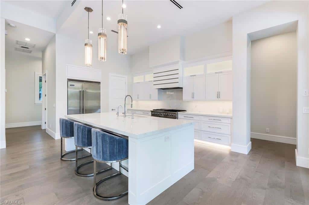 569 Neapolitan Way, Naples, photo 13