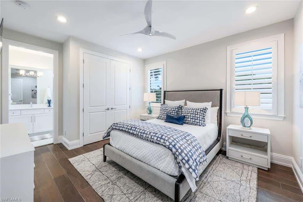 569 Neapolitan Way, Naples, photo 26