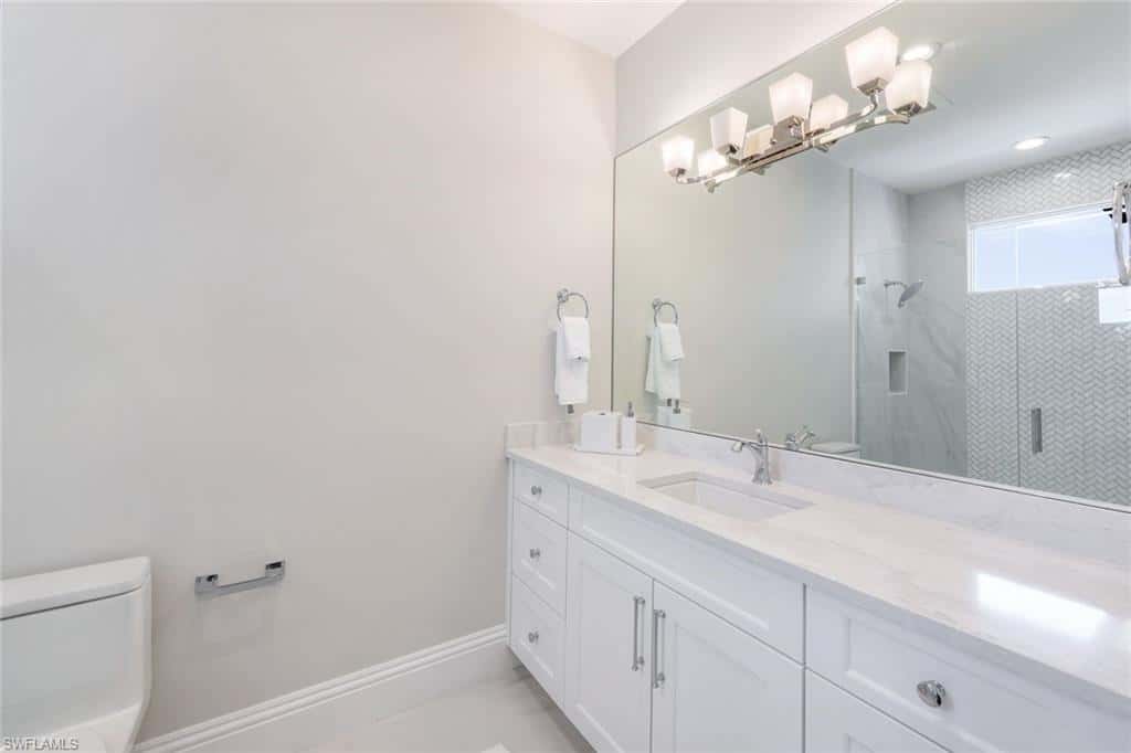 569 Neapolitan Way, Naples, photo 22
