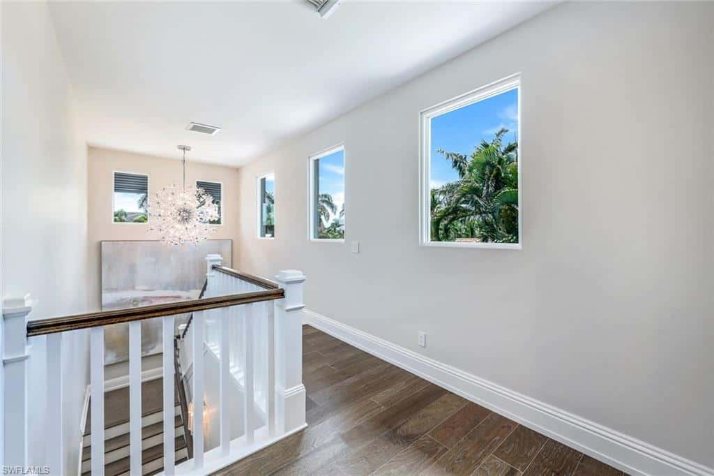 569 Neapolitan Way, Naples, photo 25
