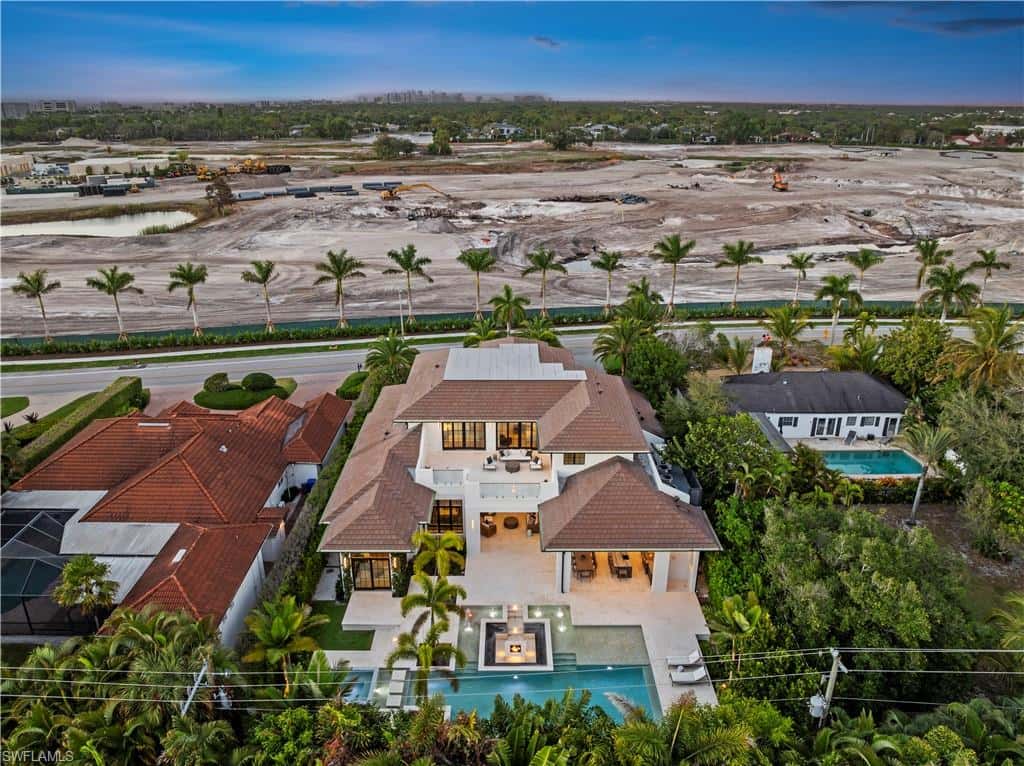 626 S Golf Dr, Naples, photo 31