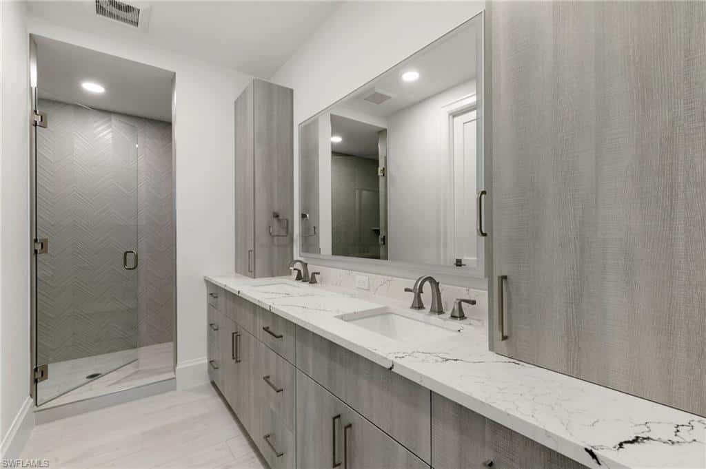375 Periwinkle Ct, Marco Island, photo 36