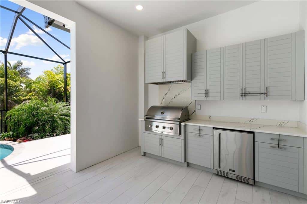 375 Periwinkle Ct, Marco Island, photo 19