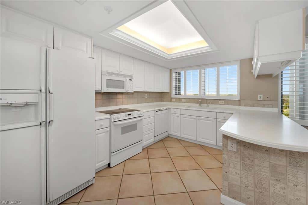 6849 Grenadier Blvd #802, Naples, photo 10