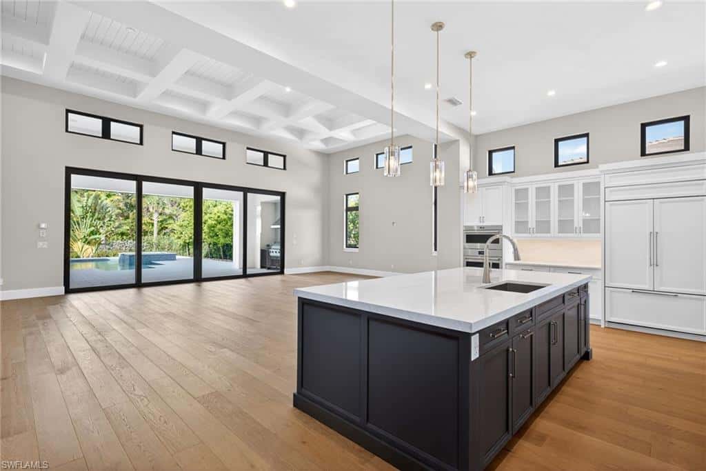 2055 Cambridge Park Dr, Naples, photo 13