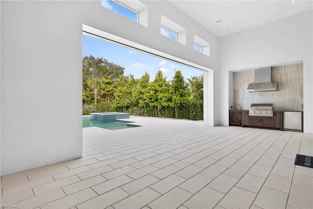 2055 Cambridge Park Dr, Naples, photo 32