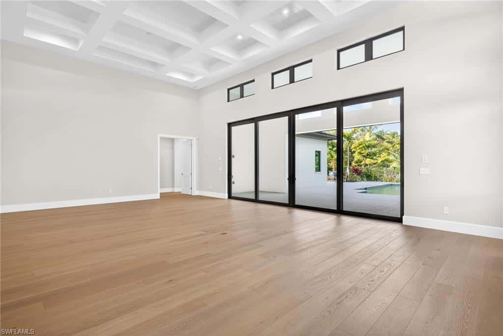 2055 Cambridge Park Dr, Naples, photo 4