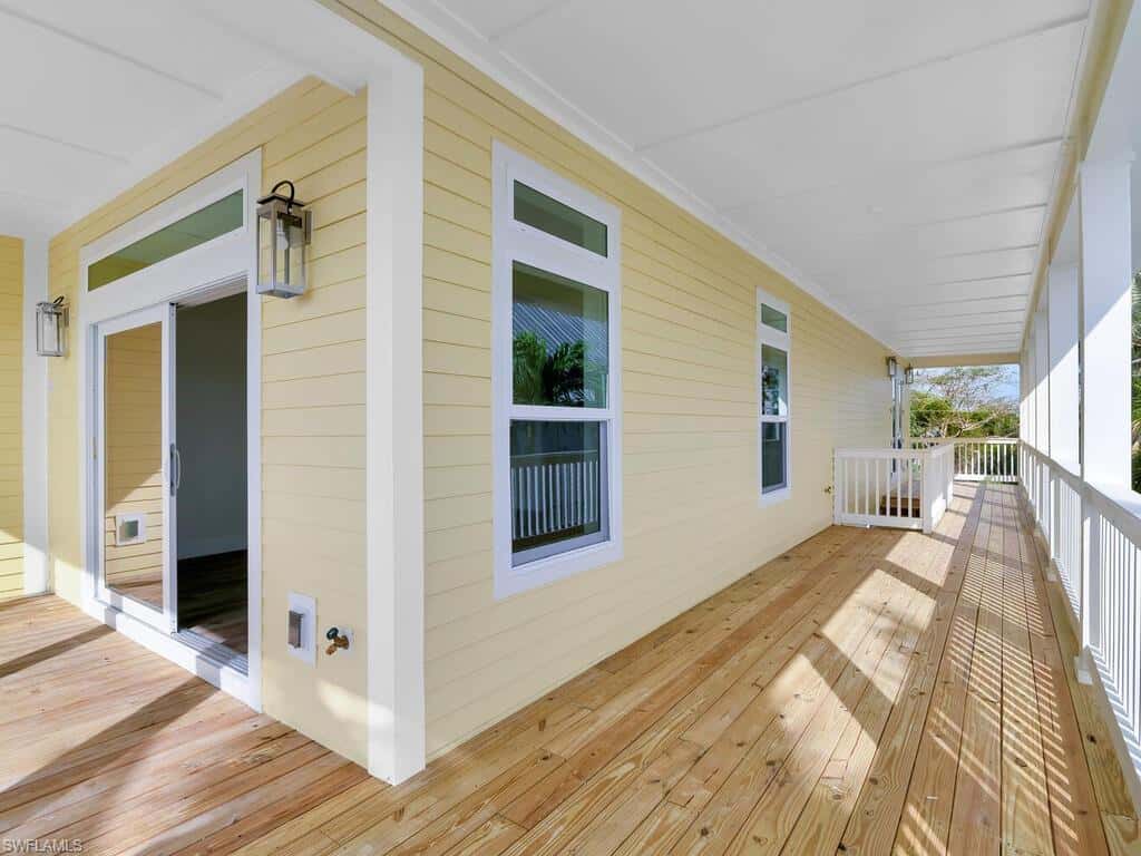 542 Coconut Ave, Goodland, photo 17