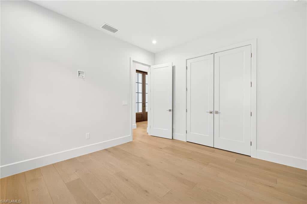 2032 Cambridge Park Dr, Naples, photo 23