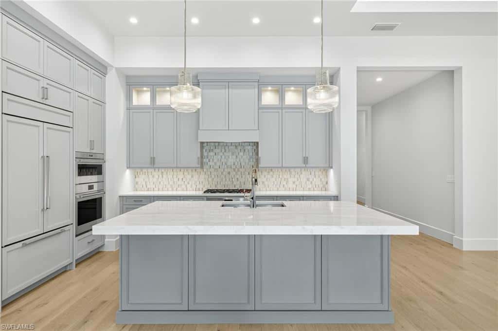 2032 Cambridge Park Dr, Naples, photo 9