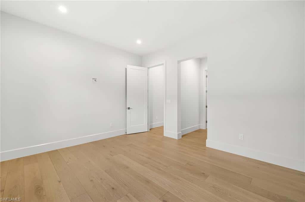 2032 Cambridge Park Dr, Naples, photo 19