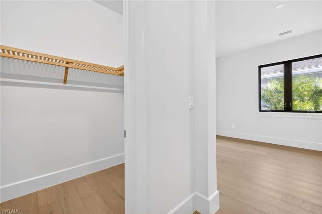 2032 Cambridge Park Dr, Naples, photo 21