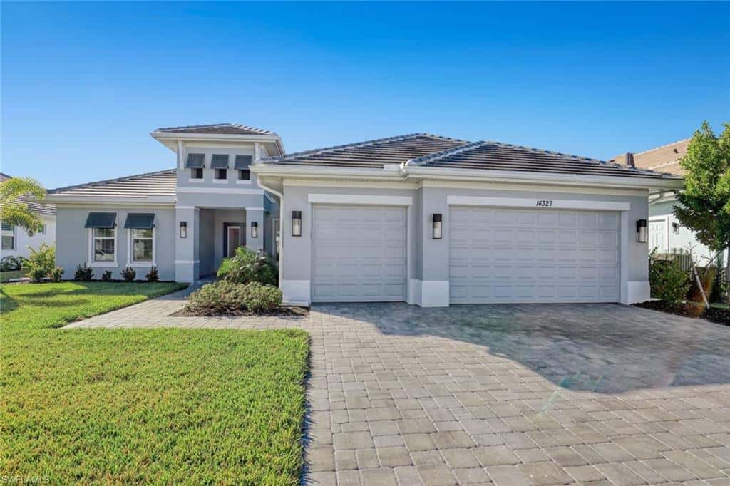 14327 Laguna Springs Ln, Naples, photo 36