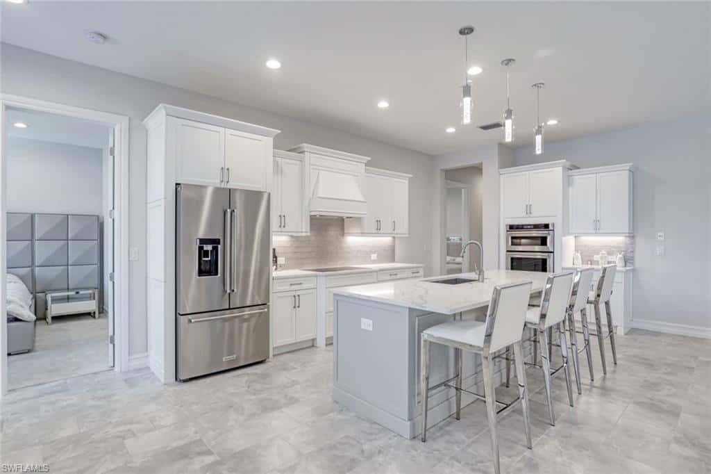 14327 Laguna Springs Ln, Naples, photo 4