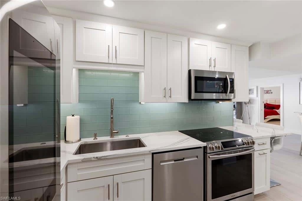 4005 Gulf Shore Blvd #904, Naples, photo 17