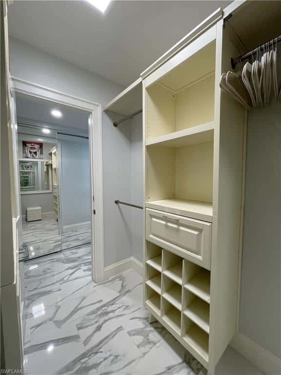 4005 Gulf Shore Blvd #904, Naples, photo 32