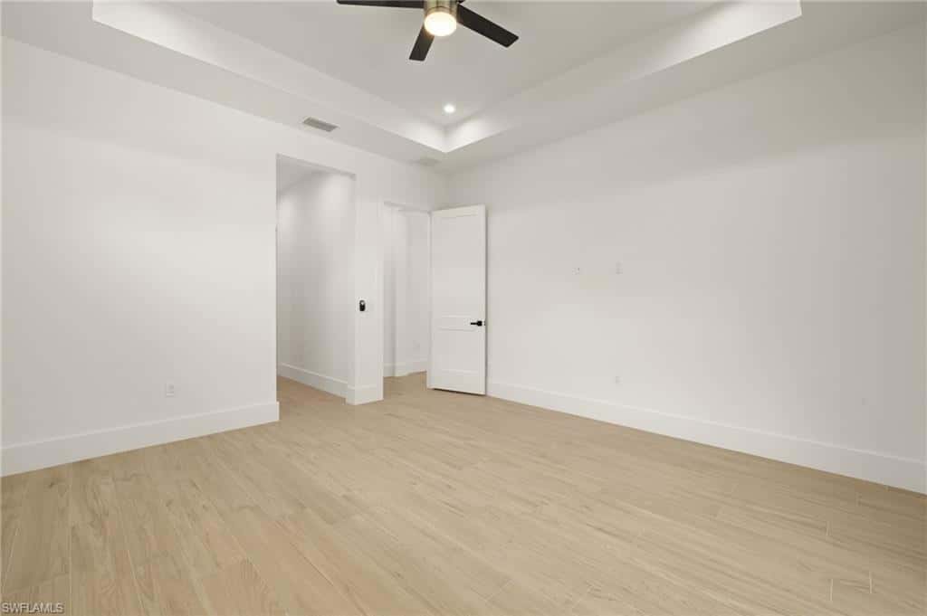 1587 Golden Gate Blvd, Naples, photo 23