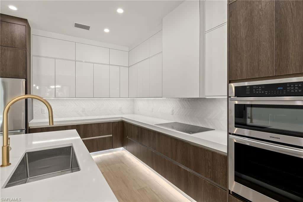 1587 Golden Gate Blvd, Naples, photo 13