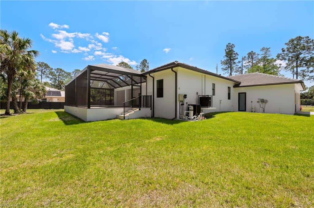 1587 Golden Gate Blvd, Naples, photo 43