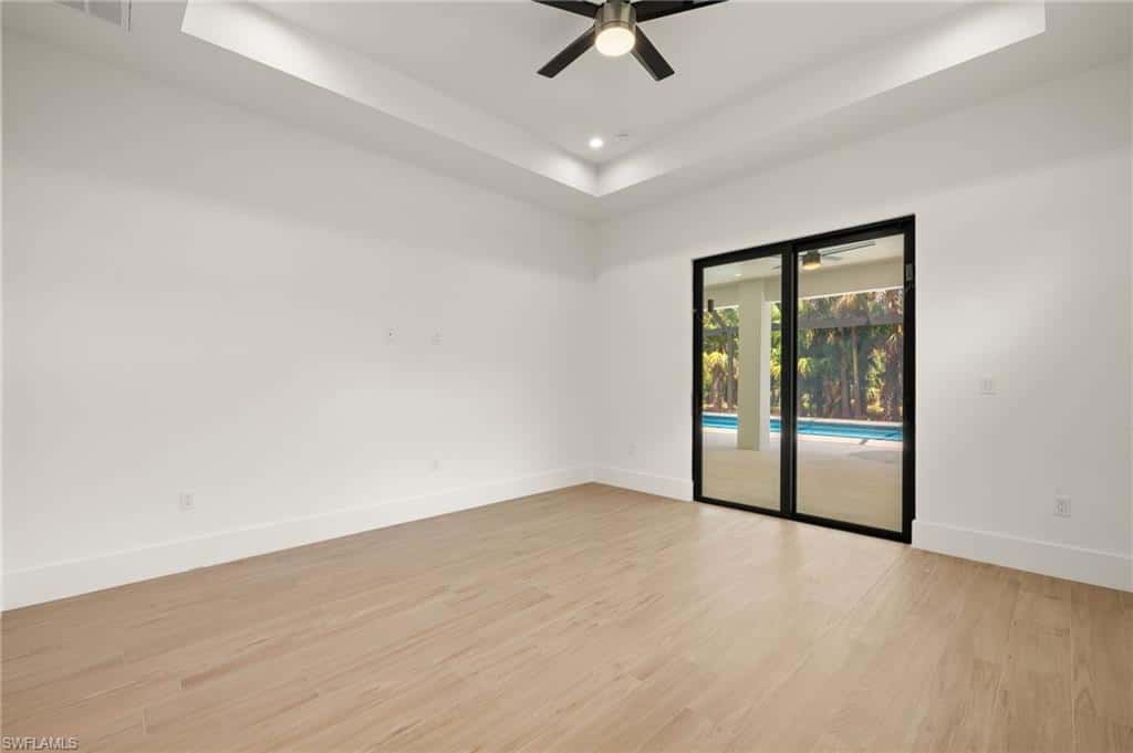 1587 Golden Gate Blvd, Naples, photo 22