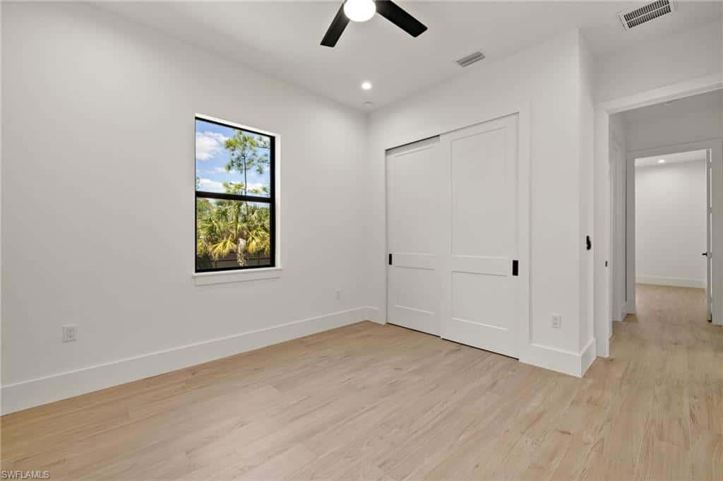 1587 Golden Gate Blvd, Naples, photo 34