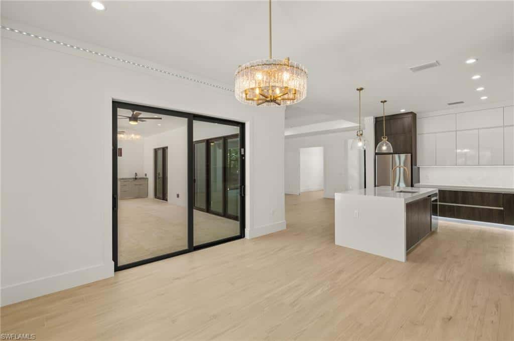 1587 Golden Gate Blvd, Naples, photo 10