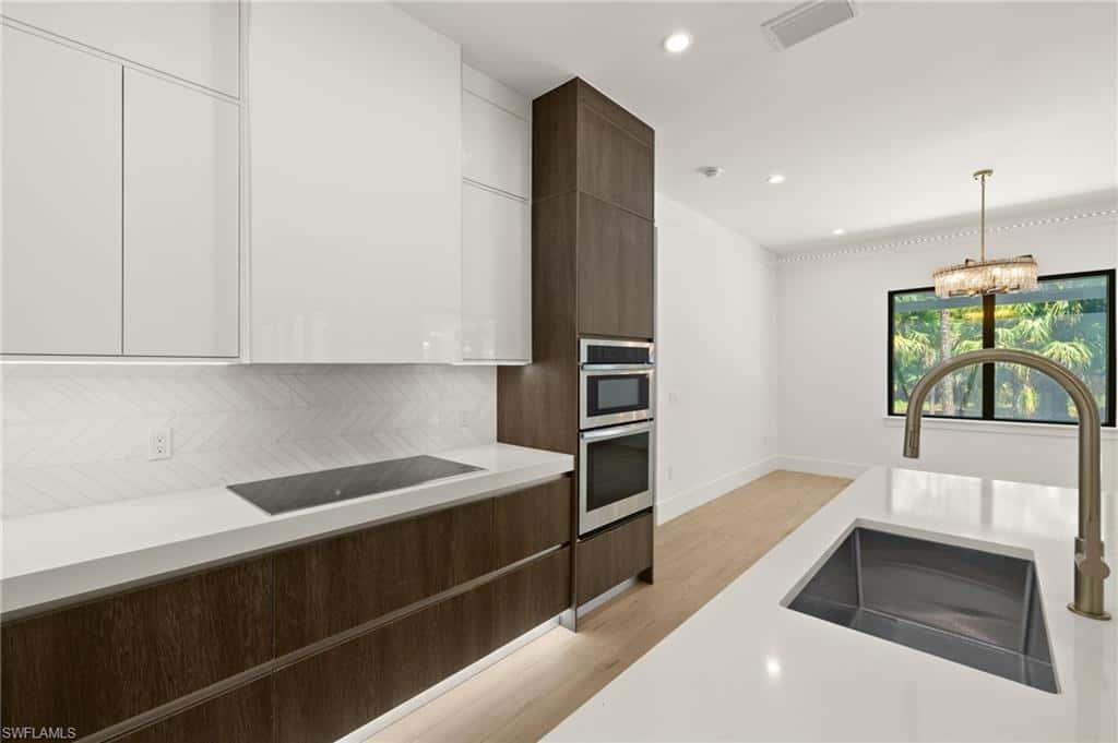 1587 Golden Gate Blvd, Naples, photo 15