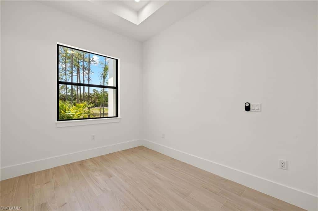 1587 Golden Gate Blvd, Naples, photo 19