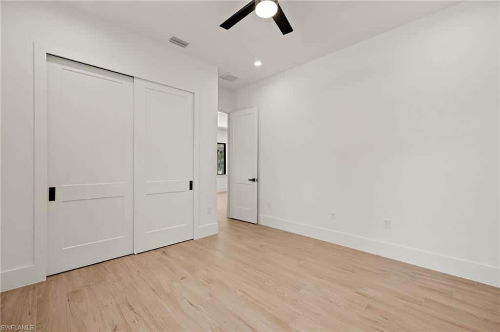 1587 Golden Gate Blvd, Naples, photo 35
