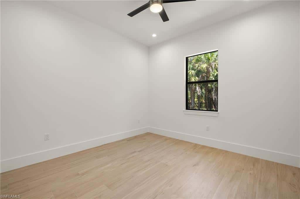 1587 Golden Gate Blvd, Naples, photo 29