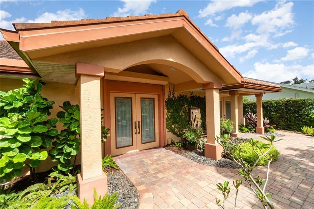 15854 Gleneagle Ct, Fort Myers, photo 5