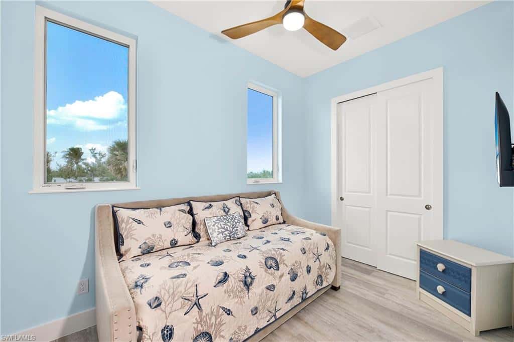 151 Chapel St, Fort Myers Beach, photo 13