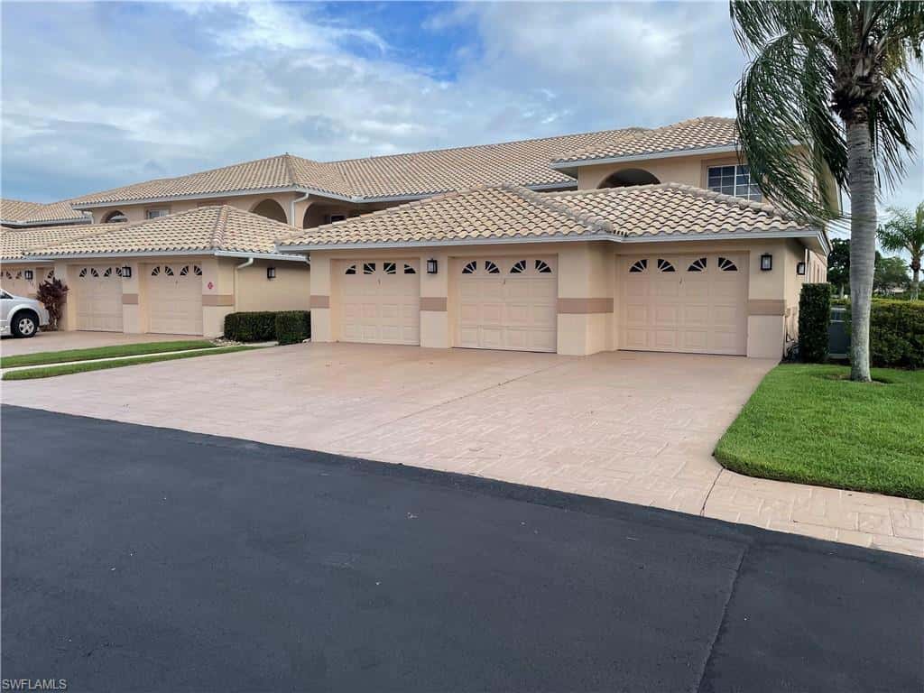 9061 Michael Cir #2, Naples, photo 4