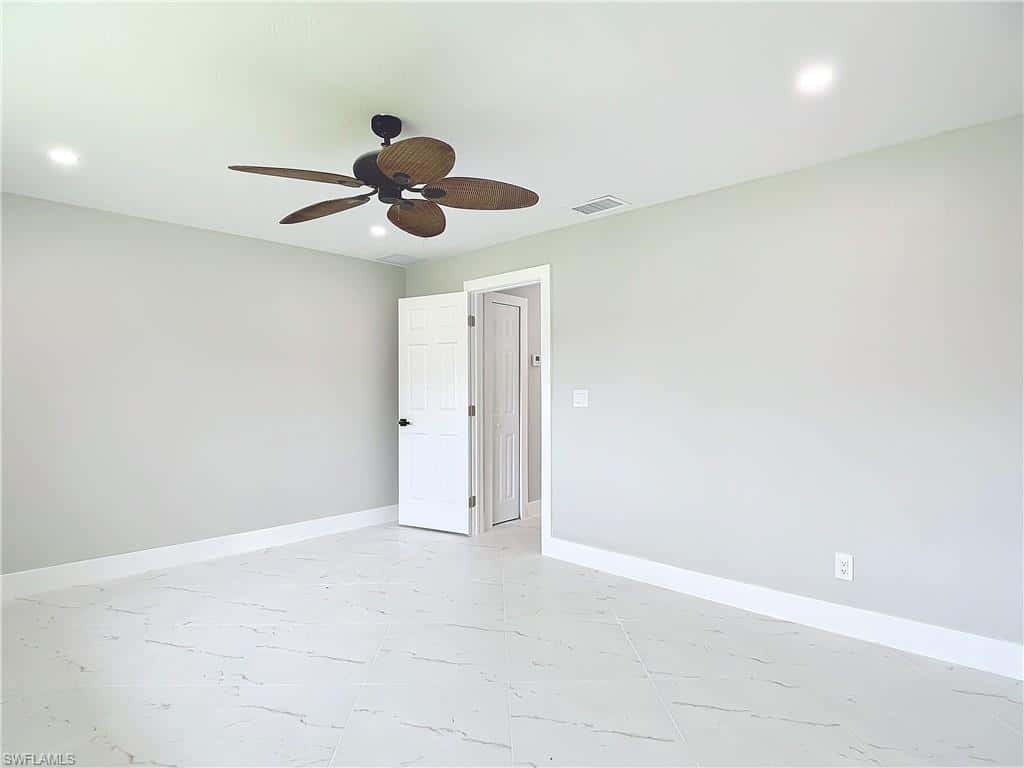 3679 Woodstork Ct, Fort Myers, photo 22