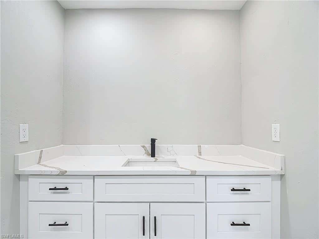 3679 Woodstork Ct, Fort Myers, photo 39
