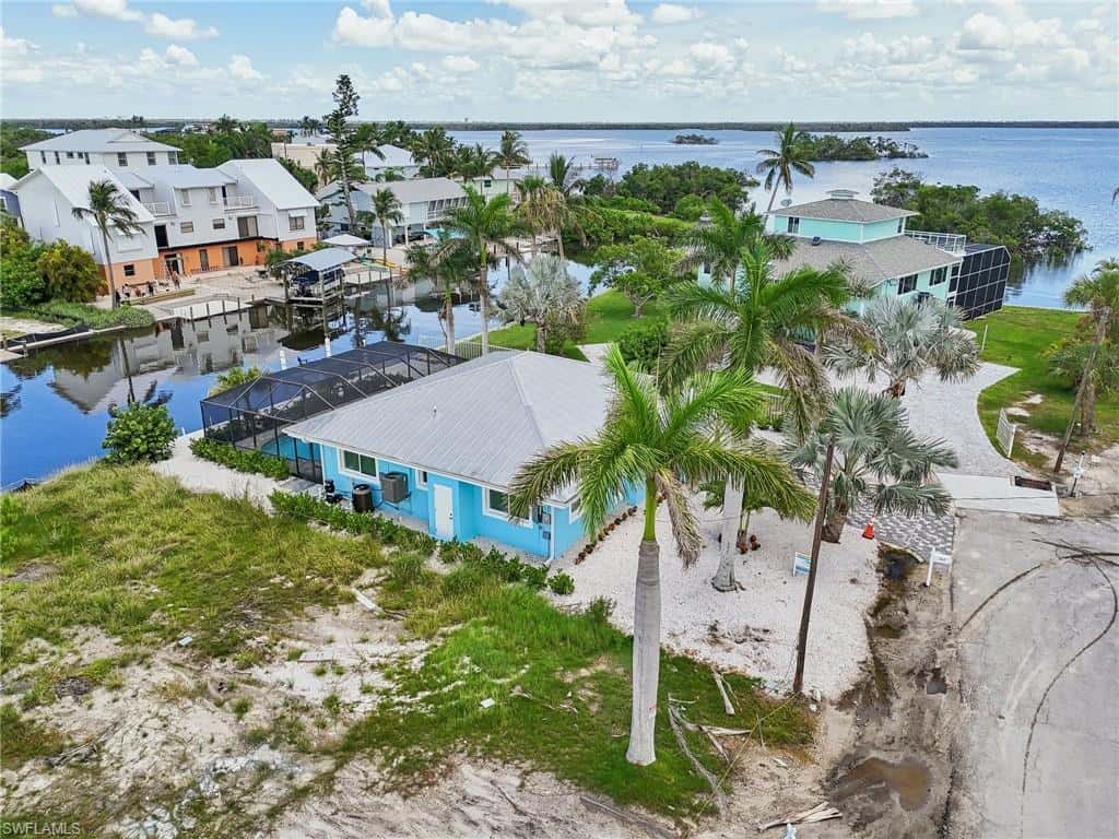 267 Flamingo St, Fort Myers Beach, photo 46