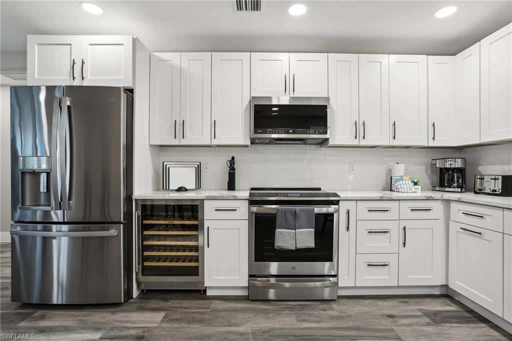 267 Flamingo St, Fort Myers Beach, photo 13