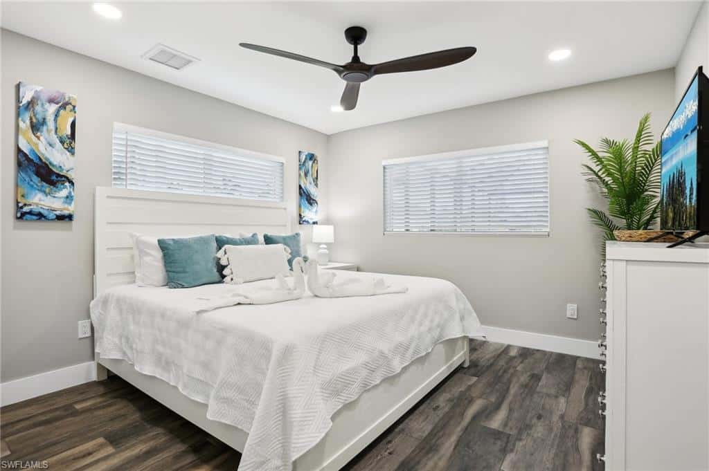 267 Flamingo St, Fort Myers Beach, photo 17