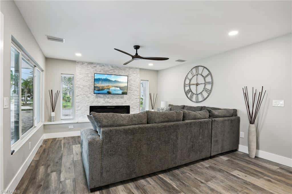 267 Flamingo St, Fort Myers Beach, photo 5