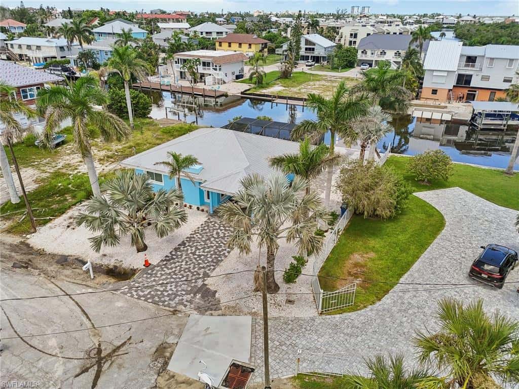 267 Flamingo St, Fort Myers Beach, photo 38