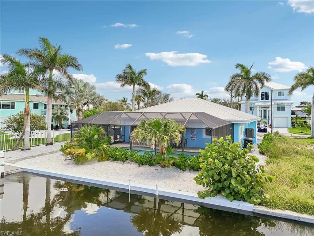267 Flamingo St, Fort Myers Beach, photo 41
