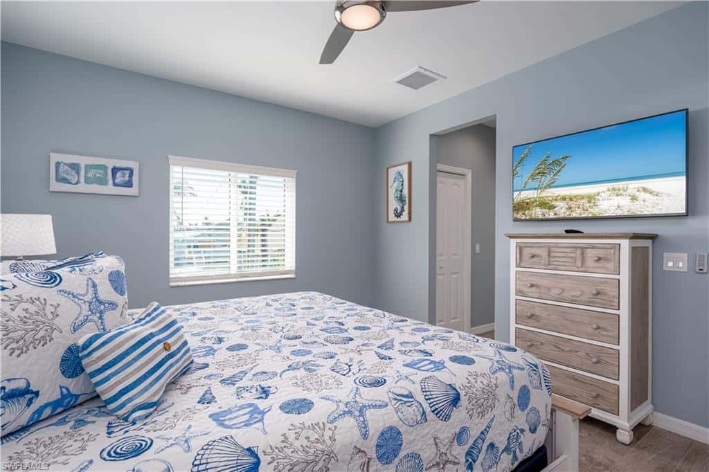 233 Delmar Ave, Fort Myers Beach, photo 32