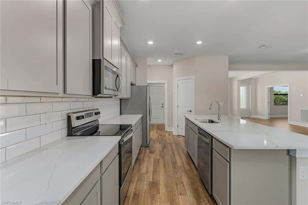 987 Admiral Bull Halsey Ave, Labelle, photo 4