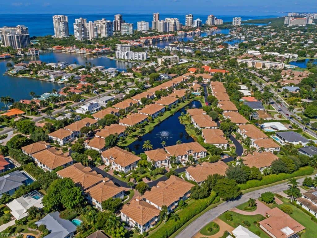 241 Colonade Cir, Naples, photo 36