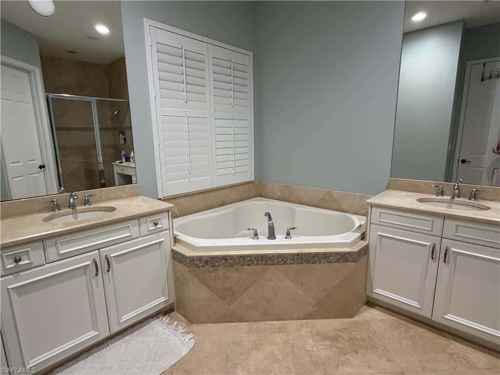 3195 Pacific Dr, Naples, photo 14