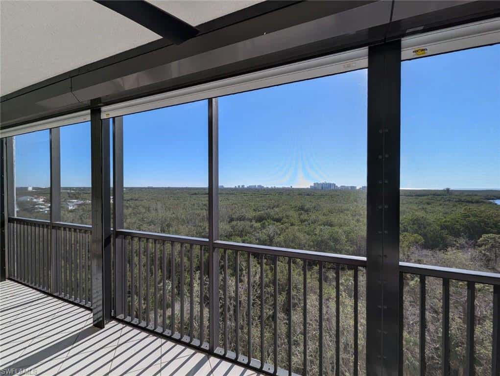 455 Cove Tower Dr #903, Naples, photo 4