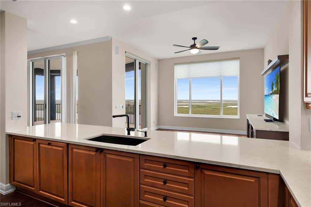 1050 Borghese Ln #2105, Naples, photo 7