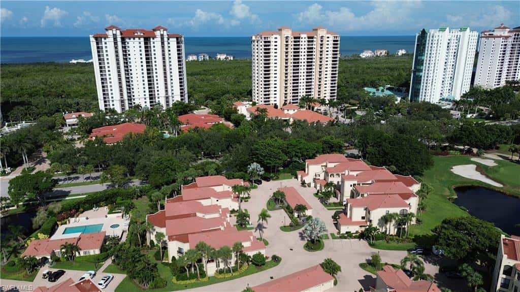 7048 Pelican Bay Blvd #c-105, Naples, photo 29